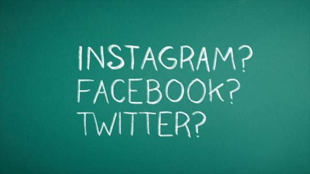 簡単！Twitter・Facebook・Instagramの埋め込み方法